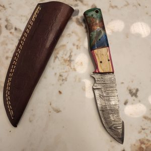 Premium Handmade Damascus Steel Knife (8 inches long) <br><br>